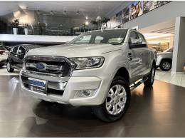 FORD - RANGER - 2017/2018 - Prata - R$ 135.800,00