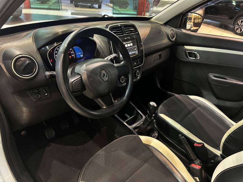RENAULT - KWID - 2020/2021 - Branca - R$ 48.800,00