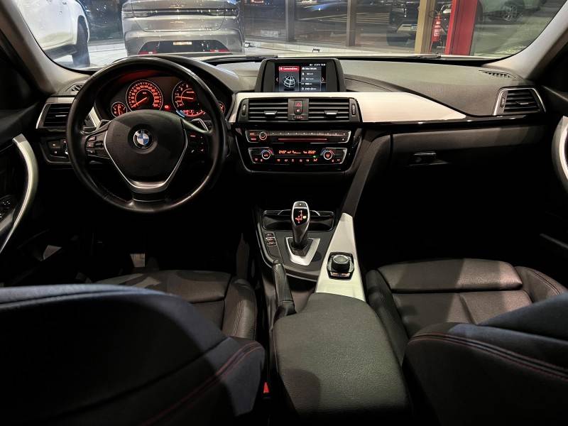 BMW - 320I - 2018/2018 - Branca - R$ 128.800,00