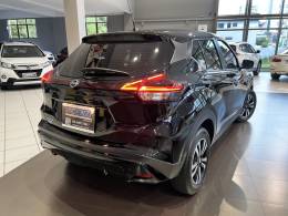 NISSAN - KICKS - 2023/2024 - Preta - R$ 105.800,00