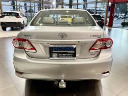 TOYOTA - COROLLA - 2013/2014 - Prata - R$ 73.800,00