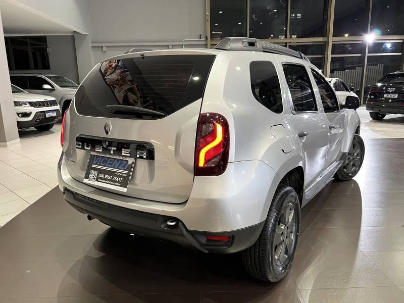 RENAULT - DUSTER - 2015/2016 - Prata - R$ 58.900,00