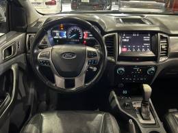 FORD - RANGER - 2017/2018 - Prata - R$ 135.800,00