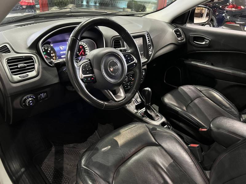 JEEP - COMPASS - 2016/2017 - Branca - R$ 108.800,00