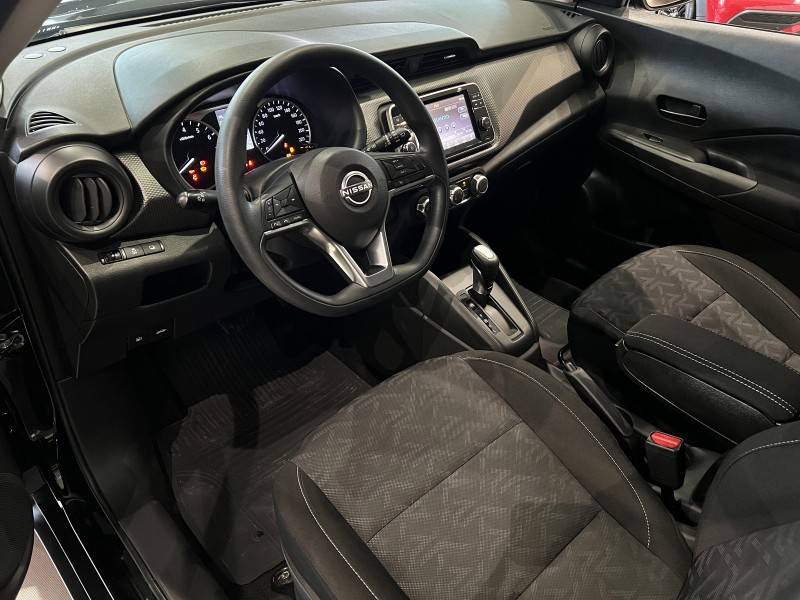NISSAN - KICKS - 2023/2024 - Preta - R$ 105.800,00
