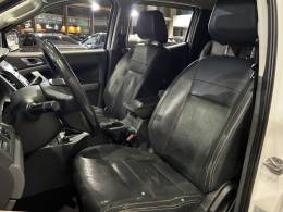 FORD - RANGER - 2013/2014 - Branca - R$ 111.800,00
