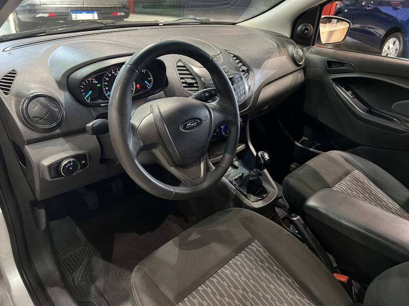 FORD - KA - 2018/2018 - Prata - R$ 39.900,00