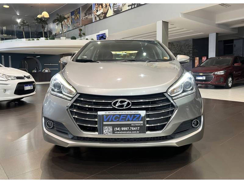HYUNDAI - HB20S - 2018/2018 - Prata - R$ 72.800,00