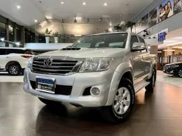 TOYOTA - HILUX - 2011/2012 - Prata - R$ 125.800,00