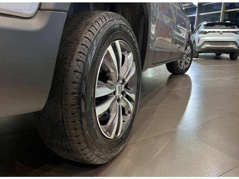 FIAT - TORO - 2022/2022 - Prata - R$ 119.900,00